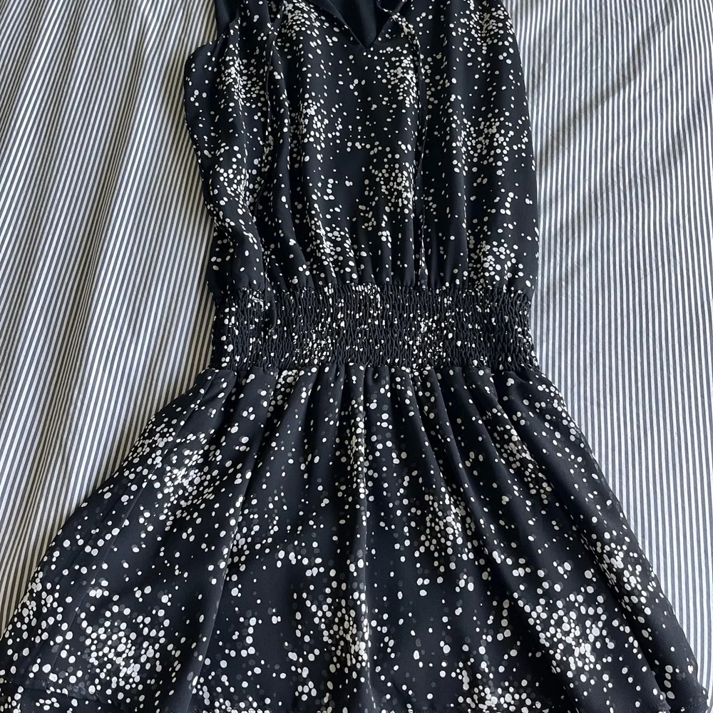 Veronica M Black and White Mini Dress - Perfect for a summer workday - Picture 5 of 5